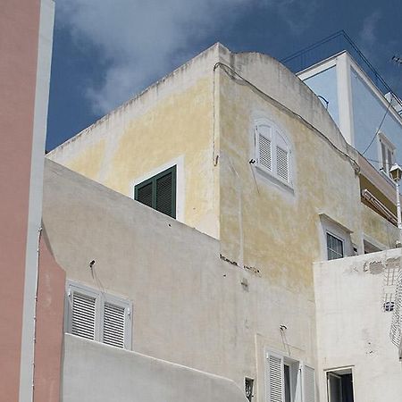 דירות פונזה Bilocale Sant'Antonio חדר תמונה